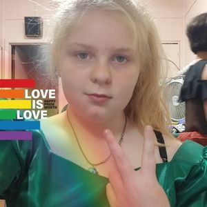 Meet your Posher, Keira